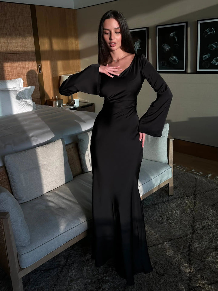 Alessia | Elegant Long Sleeved Maxi Dress