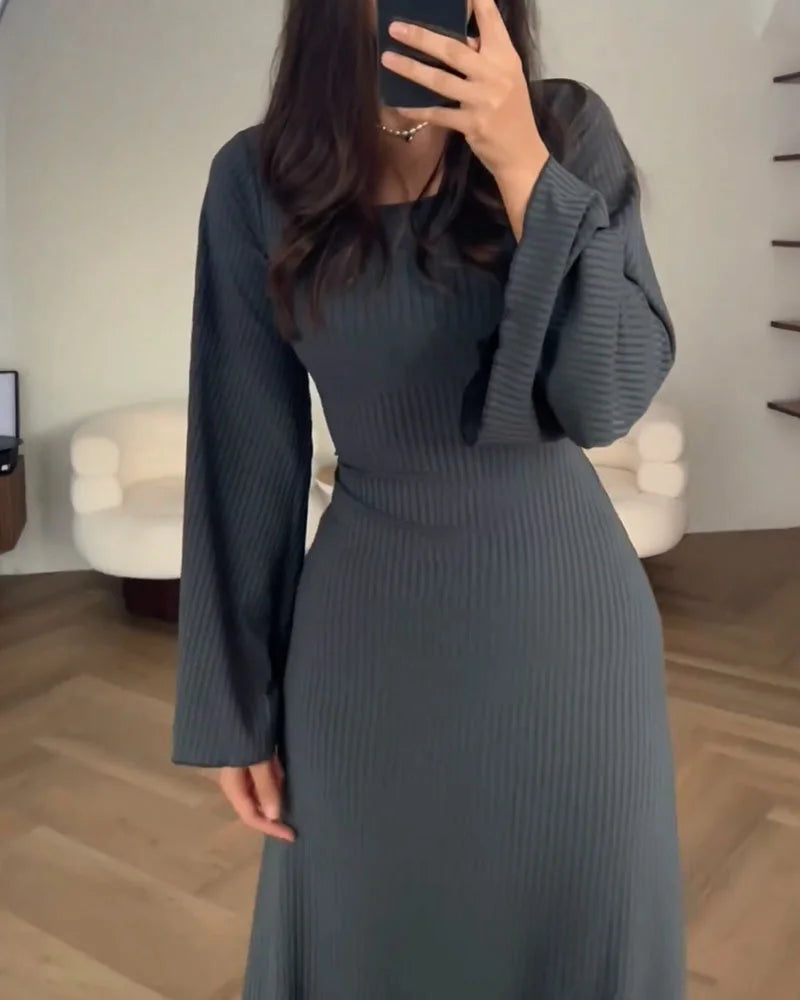 Bella | Graduation Ribbed Knit Maxi Dress
