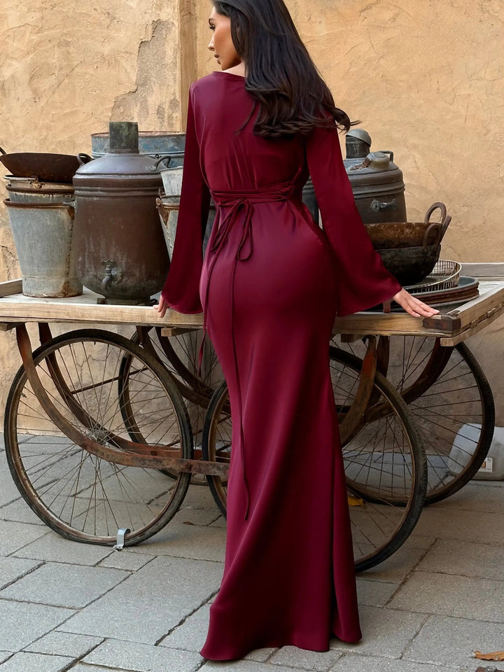 Alessia | Elegant Long Sleeved Maxi Dress