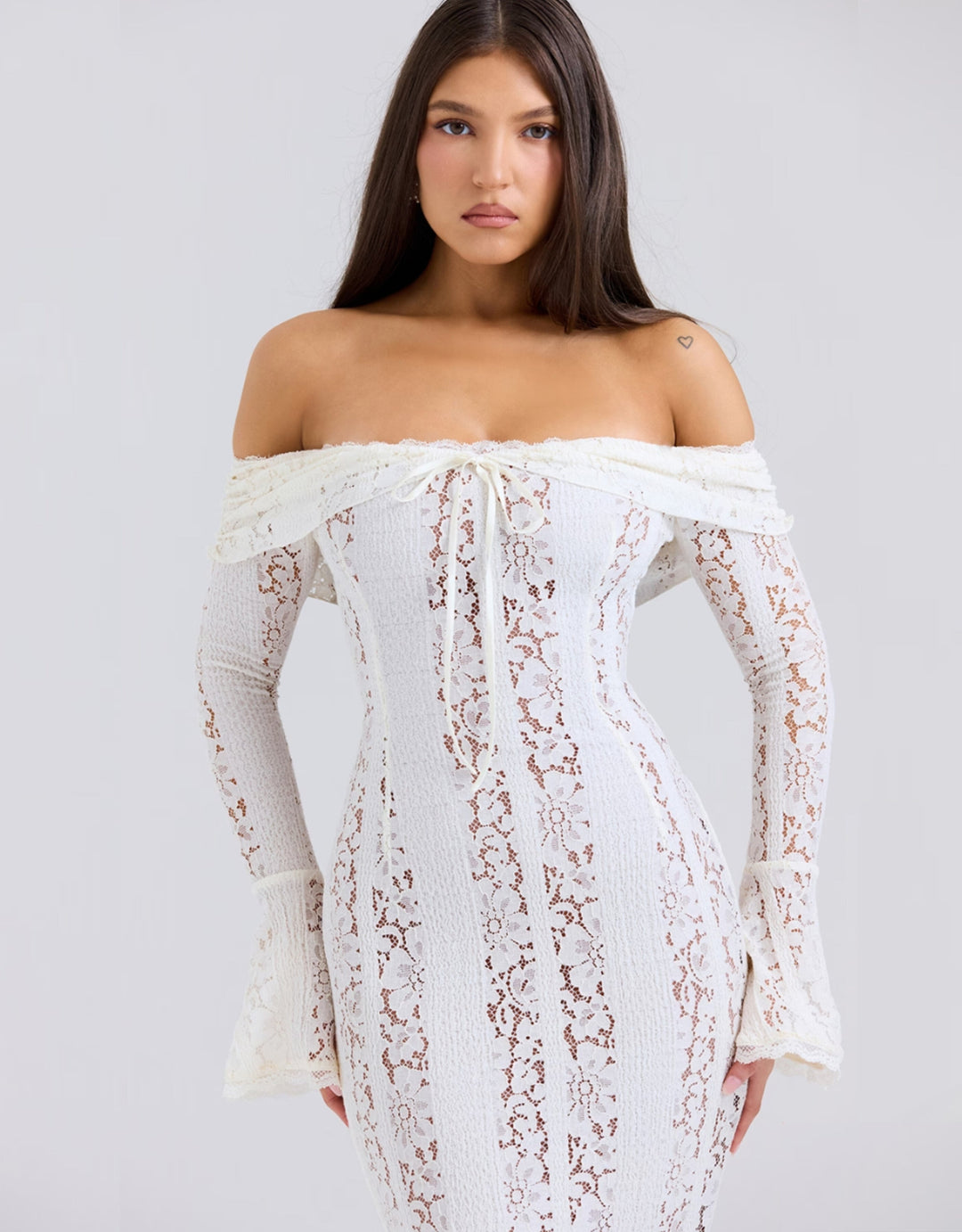 Amelie | Elegant Off Shoulder Lace Maxi Dress